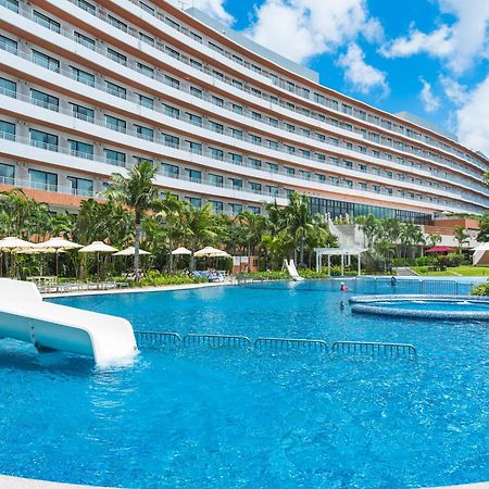 Hilton Okinawa Chatan Resort Екстериор снимка