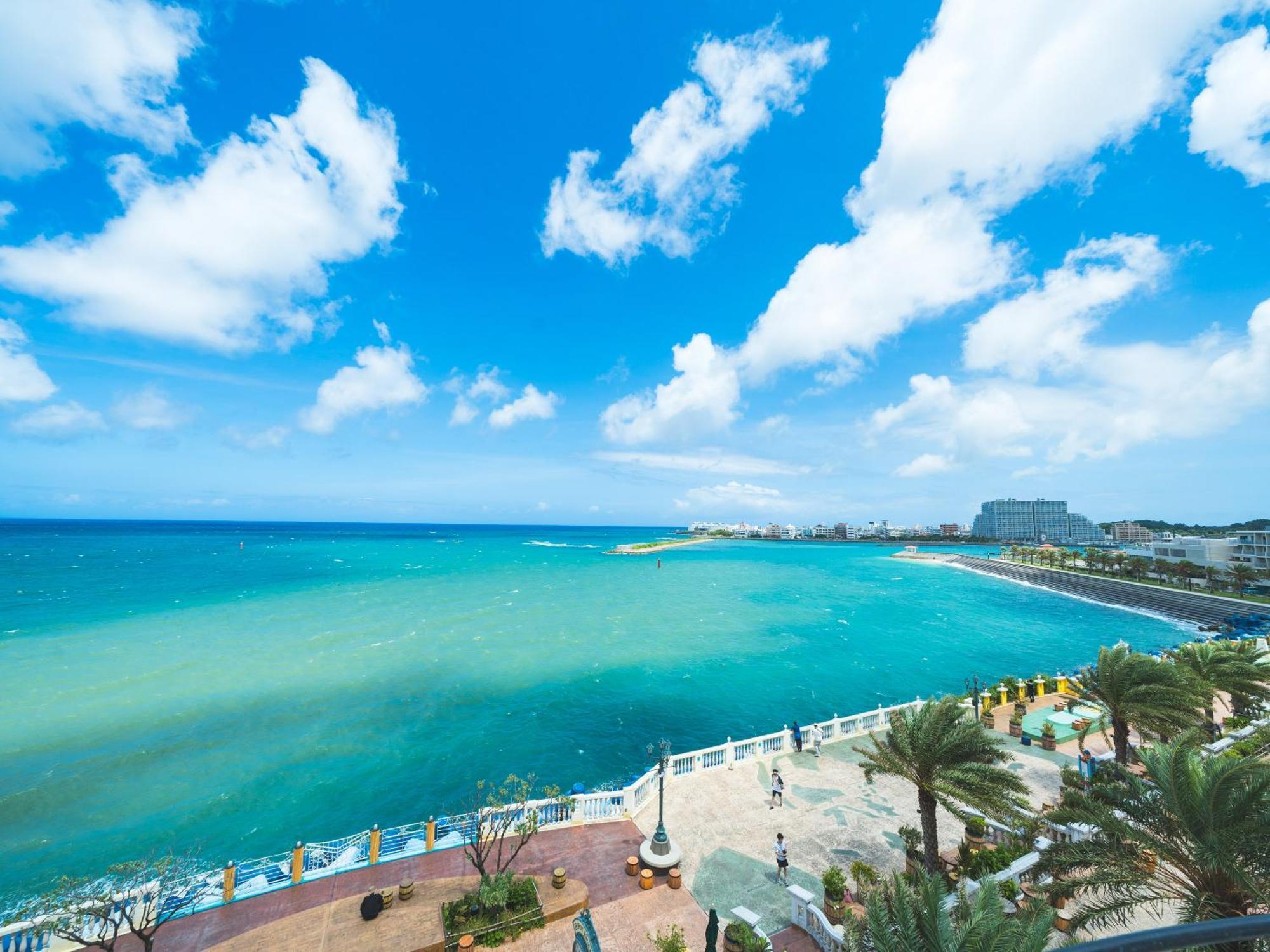 Hilton Okinawa Chatan Resort Екстериор снимка