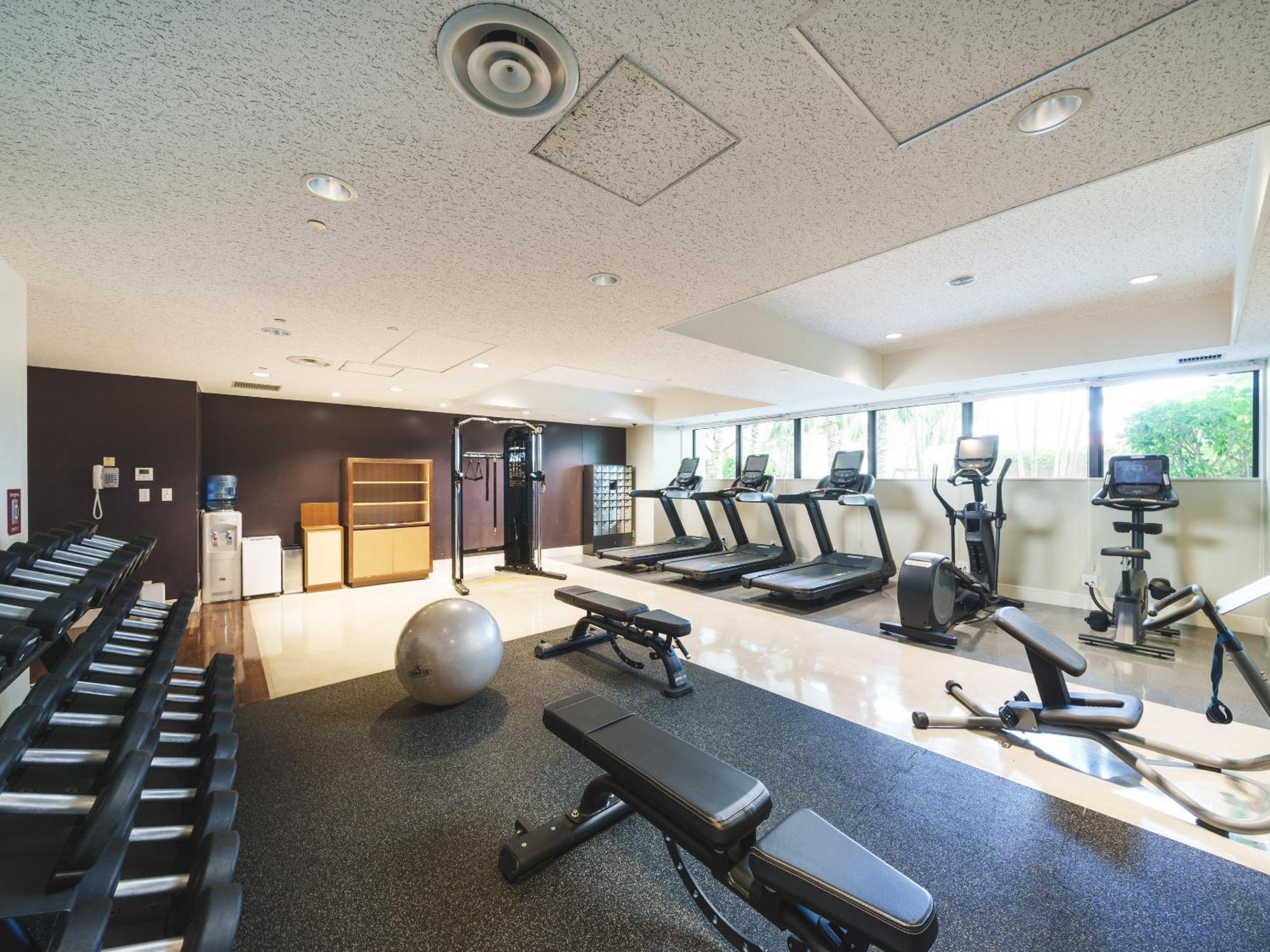Hilton Okinawa Chatan Resort Екстериор снимка