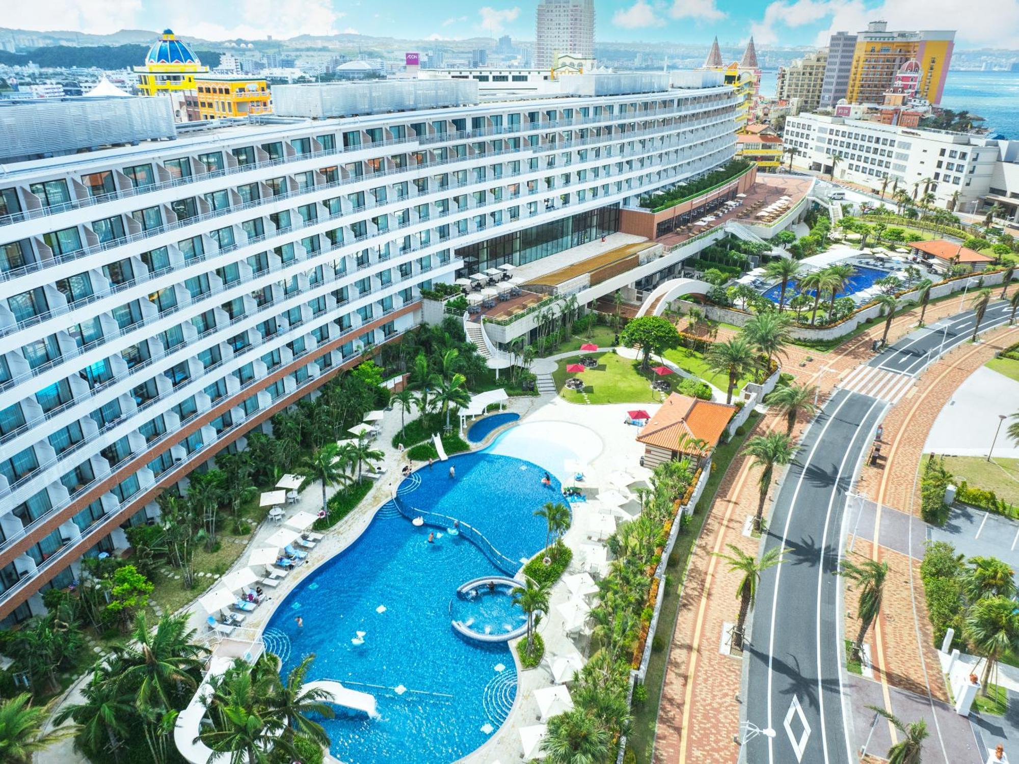 Hilton Okinawa Chatan Resort Екстериор снимка