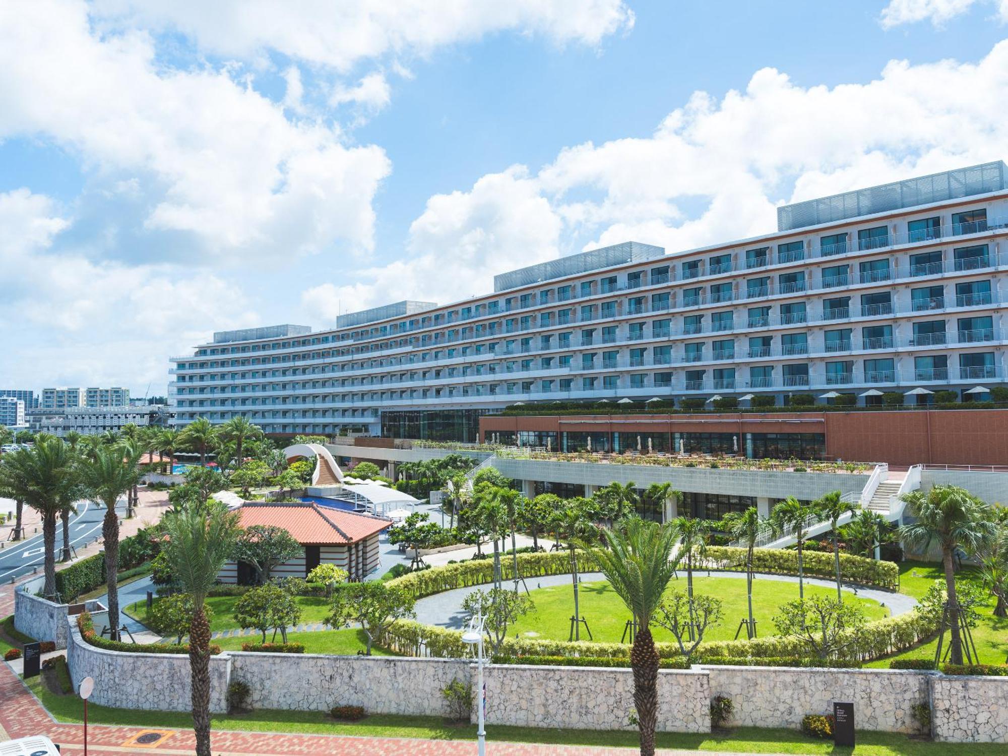 Hilton Okinawa Chatan Resort Екстериор снимка